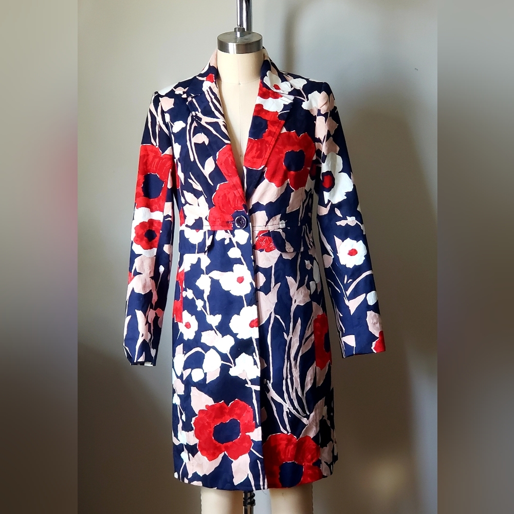 Size 8 Trina Turk Floral Over Coat